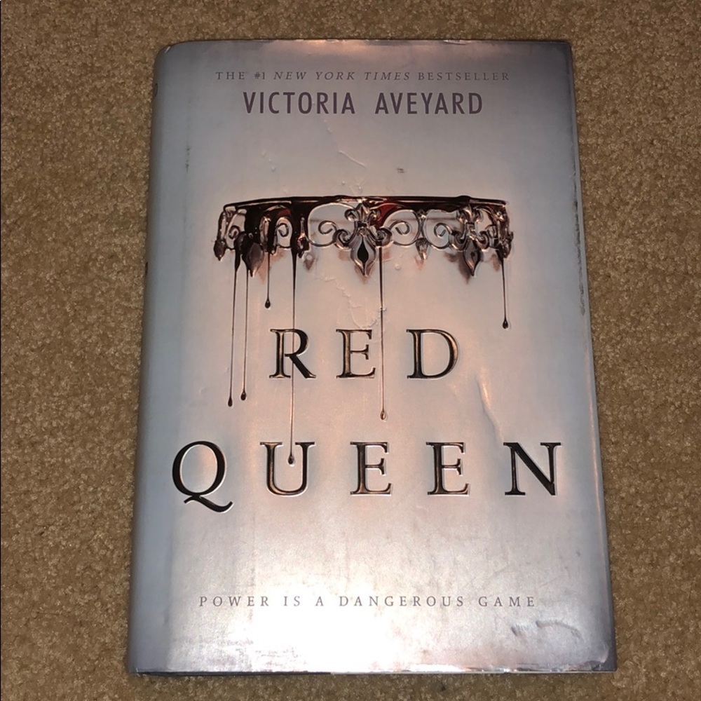 Red Queen by Victoria Aveyard